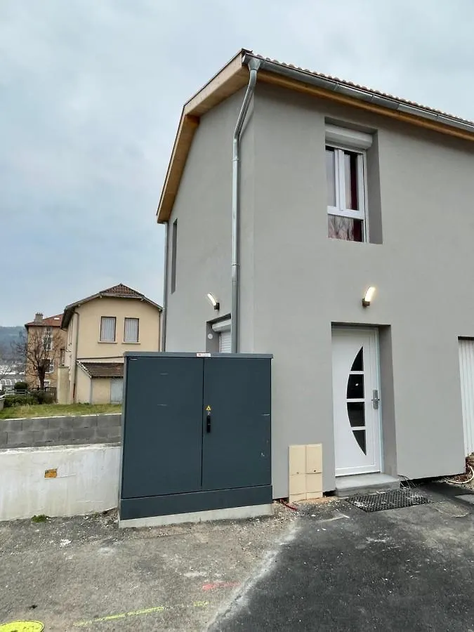 Petit Chateau Chasse-sur-Rhone 0*,