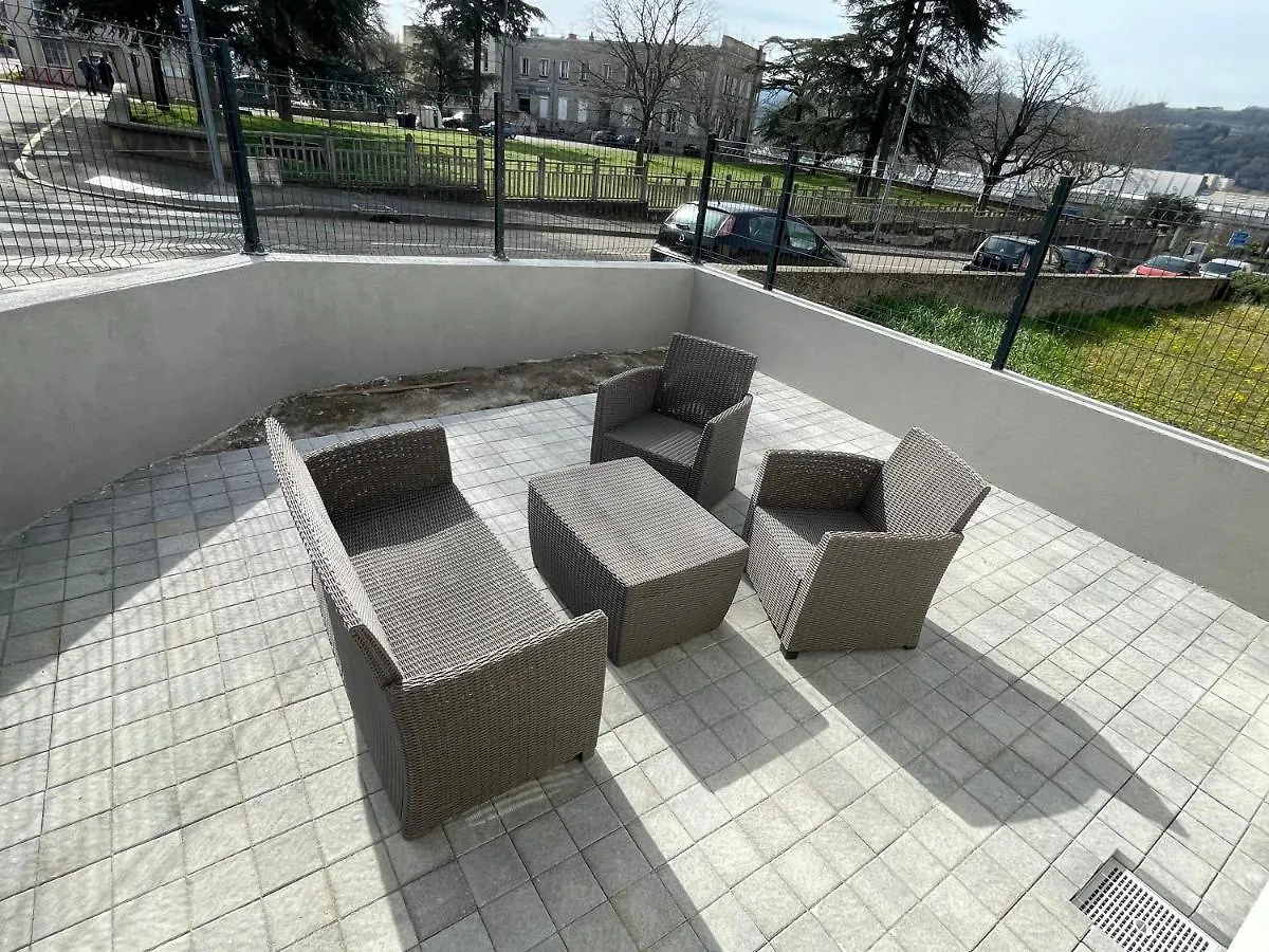 Apartment Petit Chateau Chasse-sur-Rhone