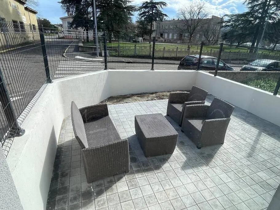 Apartment Petit Chateau Chasse-sur-Rhone France